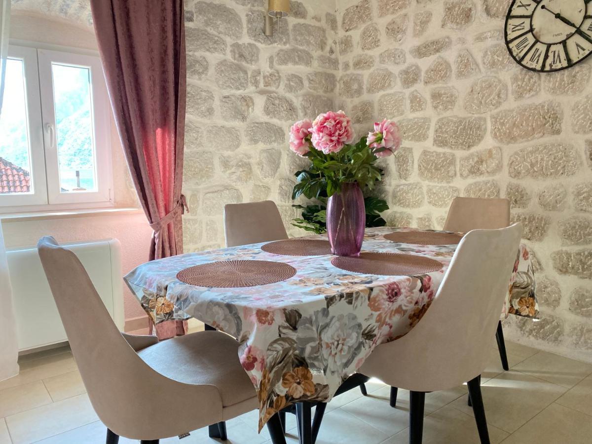 Apartment Caserma Κότορ Εξωτερικό φωτογραφία
